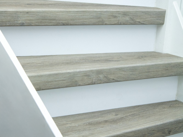 Ekofloors - Dolomieten 100 cm - PVC Traprenovatie (2 treden per paneel)