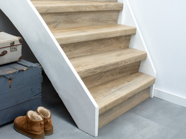 Ekofloors - Elba 140 cm - PVC Traprenovatie (2 treden per paneel)